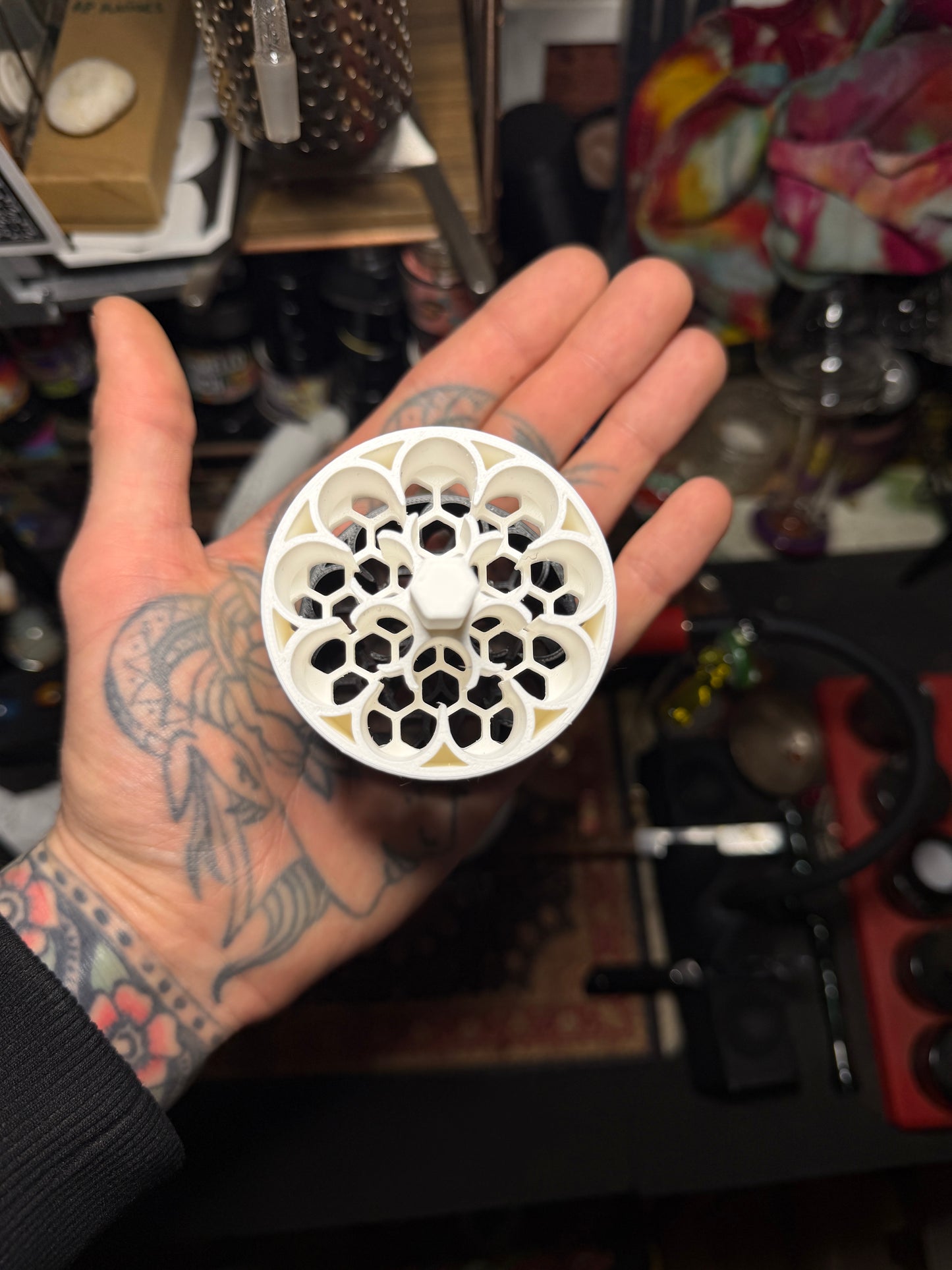 Glass tip dunk station