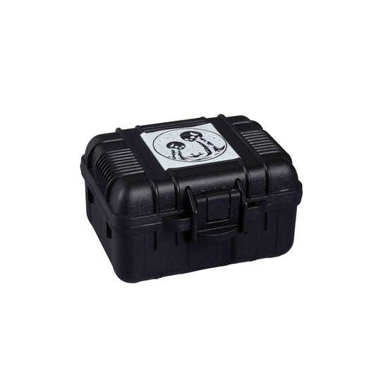 Plastic Peli White Logo
